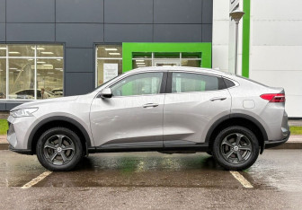 Подержанный автомобиль Haval F7x 2022 года (8 фото)