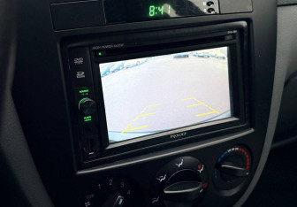 Подержанный автомобиль Daewoo Gentra Sedan 2013 года (13 фото)