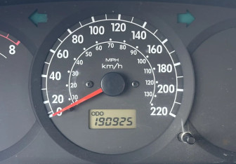 Подержанный автомобиль Kia Spectra Sedan 2008 года (12 фото)