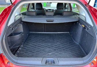 Подержанный автомобиль LADA (ВАЗ) Vesta Wagon 2020 года (17 фото)