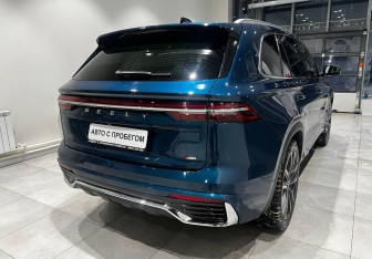 Подержанный автомобиль Geely Monjaro 2024 года (5 фото)