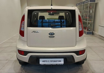Подержанный автомобиль Kia Soul 2013 года (5 фото)