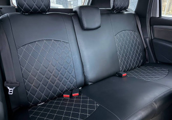 Подержанный автомобиль Renault Duster 2013 года (11 фото)