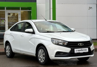 Подержанный автомобиль LADA (ВАЗ) Vesta Sedan 2016 года (3 фото)