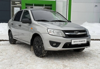 Подержанный автомобиль LADA (ВАЗ) Granta Sedan 2014 года (3 фото)