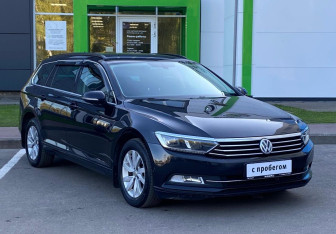Подержанный автомобиль Volkswagen Passat Wagon 2017 года (3 фото)