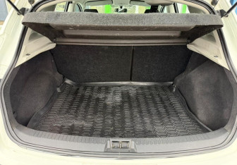 Подержанный автомобиль Nissan Qashqai 2010 года (17 фото)