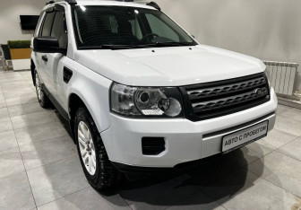 Подержанный автомобиль Land Rover Freelander 2012 года (3 фото)