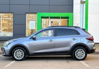 Подержанный автомобиль Kia Rio Hatchback 2020 года (8 фото)