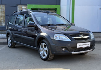 Подержанный автомобиль LADA (ВАЗ) Largus Wagon 2016 года (3 фото)