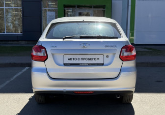 Подержанный автомобиль LADA (ВАЗ) Granta Liftback 2016 года (6 фото)