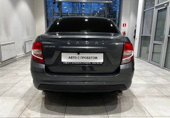 Подержанный автомобиль LADA (ВАЗ) Granta Sedan 2019 года (6 фото)