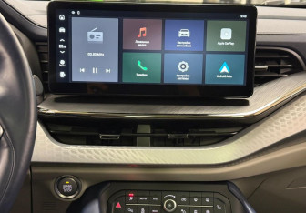 Подержанный автомобиль Haval F7 2022 года (13 фото)