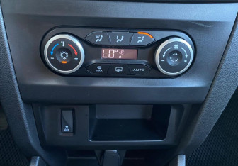 Подержанный автомобиль LADA (ВАЗ) XRAY 2020 года (13 фото)