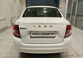 Подержанный автомобиль LADA (ВАЗ) Granta Sedan 2024 года (11 фото)