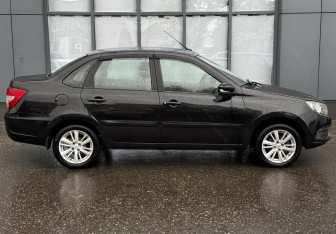 Подержанный автомобиль LADA (ВАЗ) Granta Sedan 2022 года (4 фото)