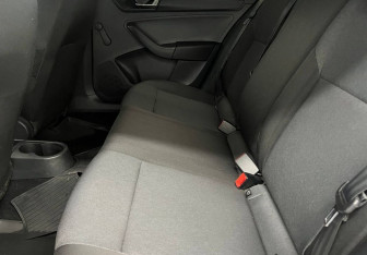 Подержанный автомобиль Skoda Rapid Liftback 2019 года (14 фото)