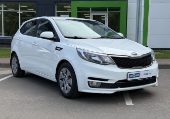 Подержанный автомобиль Kia Rio Hatchback 2016 года (3 фото)