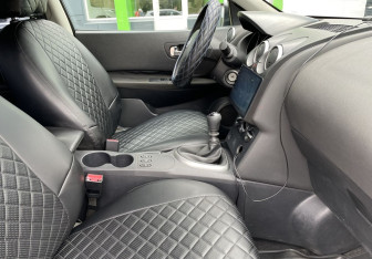 Подержанный автомобиль Nissan Qashqai 2008 года (10 фото)