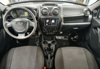 Подержанный автомобиль LADA (ВАЗ) Granta Sedan 2017 года (9 фото)