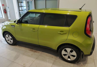 Подержанный автомобиль Kia Soul 2015 года (8 фото)