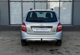 Подержанный автомобиль LADA (ВАЗ) Kalina Wagon 2015 года (7 фото)