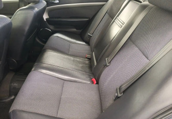Подержанный автомобиль Chevrolet Epica 2011 года (12 фото)