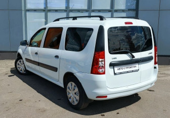 Подержанный автомобиль LADA (ВАЗ) Largus Wagon 2019 года (5 фото)