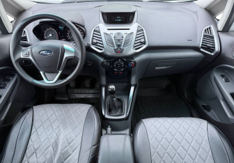Подержанный автомобиль Ford EcoSport 2016 года (9 фото)