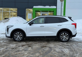 Подержанный автомобиль Haval Jolion 2024 года (8 фото)