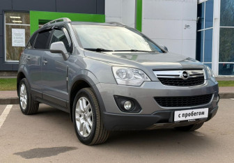 Подержанный автомобиль Opel Antara 2013 года (3 фото)