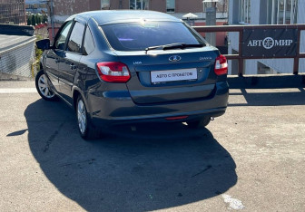 Подержанный автомобиль LADA (ВАЗ) Granta Liftback 2015 года (6 фото)