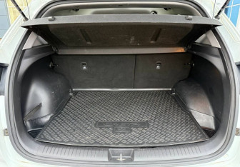 Подержанный автомобиль Hyundai Creta 2021 года (16 фото)