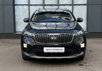 Подержанный автомобиль Kia Sorento 2018 года (2 фото)