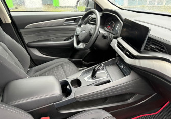Подержанный автомобиль Haval F7x 2022 года (9 фото)