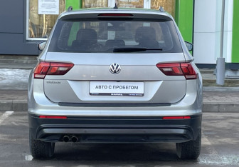 Подержанный автомобиль Volkswagen Tiguan 2020 года (6 фото)