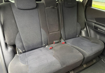 Подержанный автомобиль Hyundai Tucson 2008 года (11 фото)