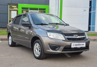 Подержанный автомобиль LADA (ВАЗ) Granta Liftback 2017 года (3 фото)