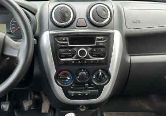 Подержанный автомобиль LADA (ВАЗ) Granta Hatchback 2018 года (11 фото)