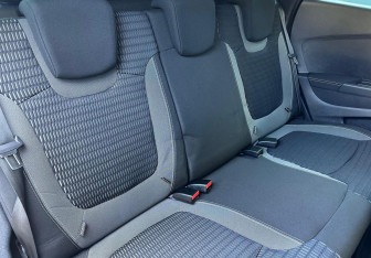 Подержанный автомобиль Renault Kaptur 2019 года (11 фото)