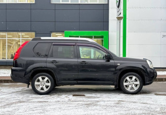 Подержанный автомобиль Nissan X-Trail 2008 года (4 фото)
