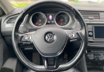 Подержанный автомобиль Volkswagen Tiguan 2017 года (12 фото)