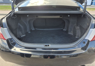 Подержанный автомобиль Toyota Camry Sedan 2006 года (19 фото)