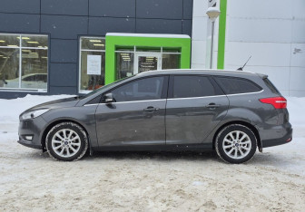 Подержанный автомобиль Ford Focus Wagon 2018 года (7 фото)