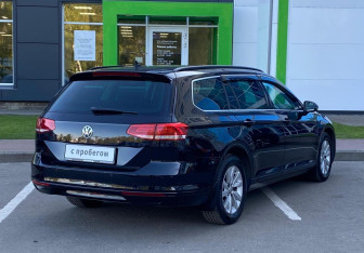 Подержанный автомобиль Volkswagen Passat Wagon 2017 года (5 фото)
