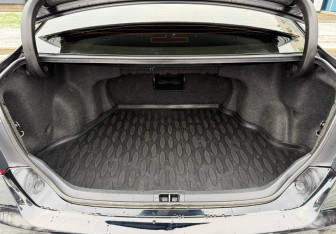 Подержанный автомобиль Toyota Camry Sedan 2014 года (17 фото)