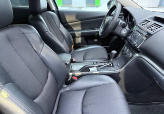 Подержанный автомобиль Mazda 6 Sedan 2010 года (10 фото)