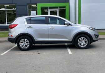 Подержанный автомобиль Kia Sportage 2014 года (4 фото)