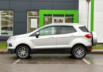 Подержанный автомобиль Ford EcoSport 2016 года (8 фото)