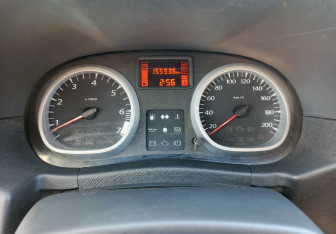 Подержанный автомобиль Renault Duster 2012 года (13 фото)